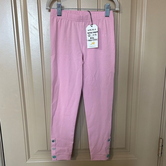 Finding Foxtale Pink Leggings Cute as a Button Detail Girls size 6 - Picture 1 of 4